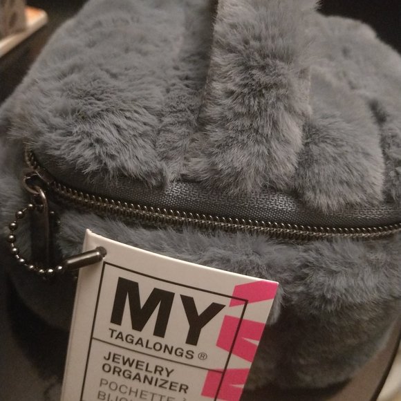 NEW MYTAGALONGS Faux Fur Jewelry Organizer Gray Carry Pouch Zipper Handle NWT - Picture 5 of 5